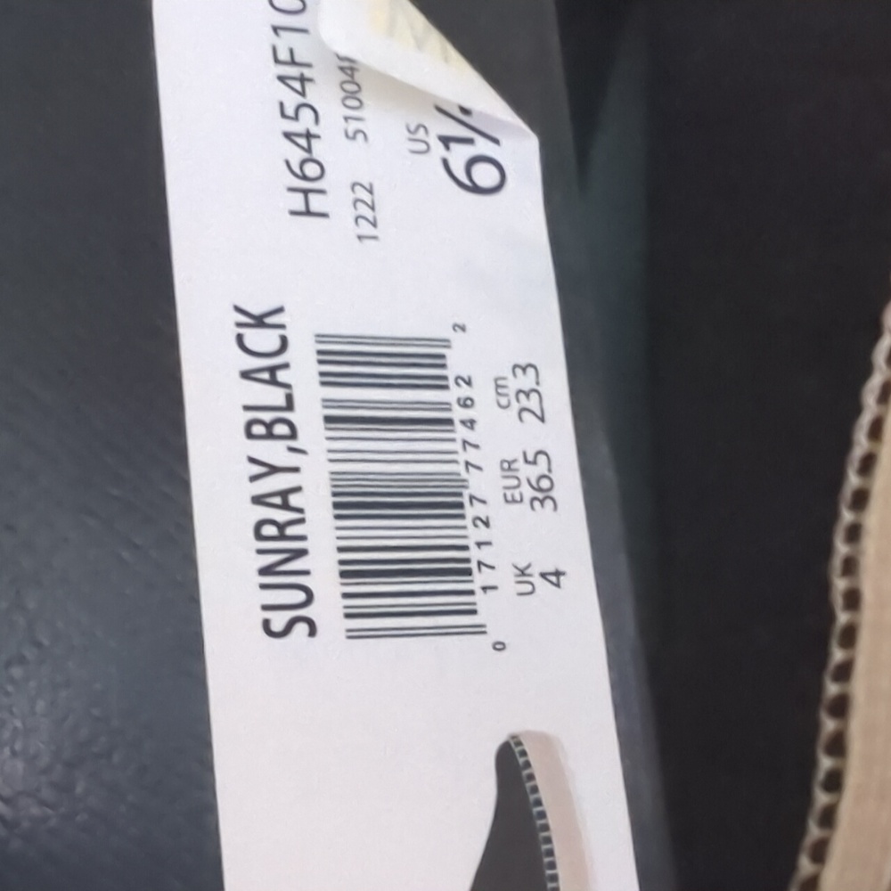 Women's shoes - Picture 4 of 4